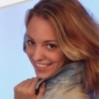 Зелла Баретта Оголені